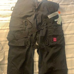 Off white wind breaker pants